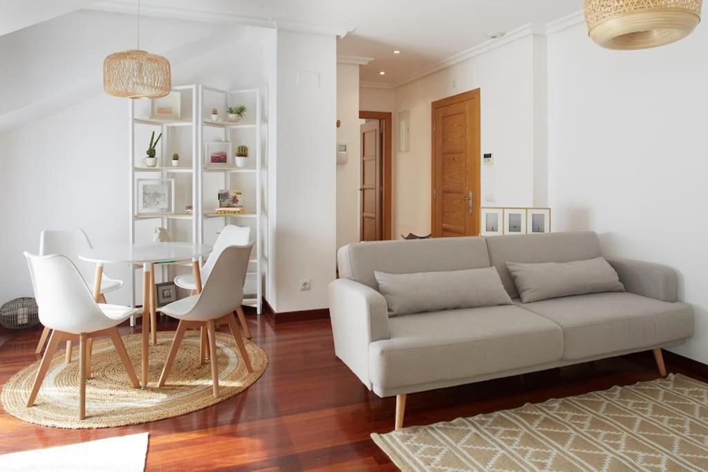 Apartamento Con Terraza A Un Paso De La Playa Gijón Extérieur photo